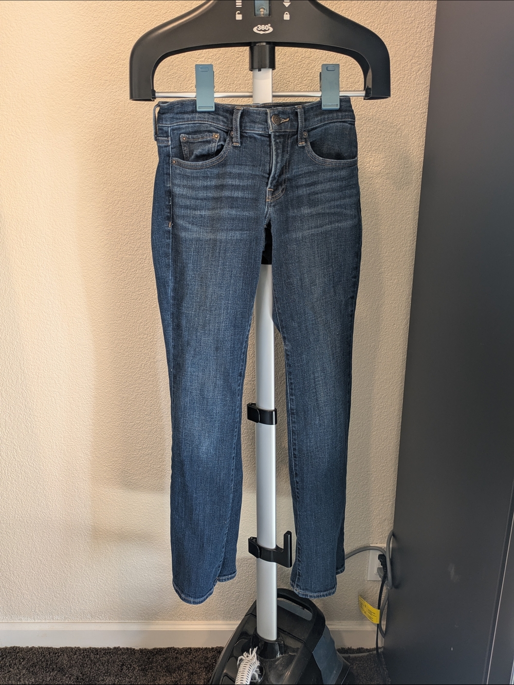 Lucky Brand Sweet Mid Rise Bootcut Jeans Size 0/25 – Medium Wash – Stretch Denim